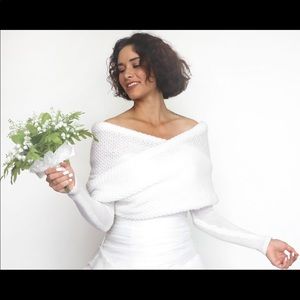 White shawl/cover-up